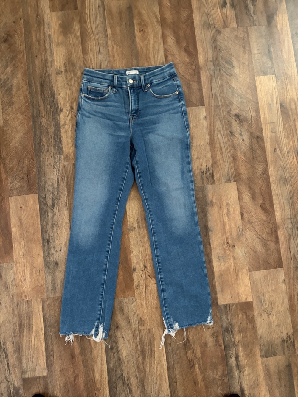 Good American Soft-Tech Good Legs Straight Raw Hem
